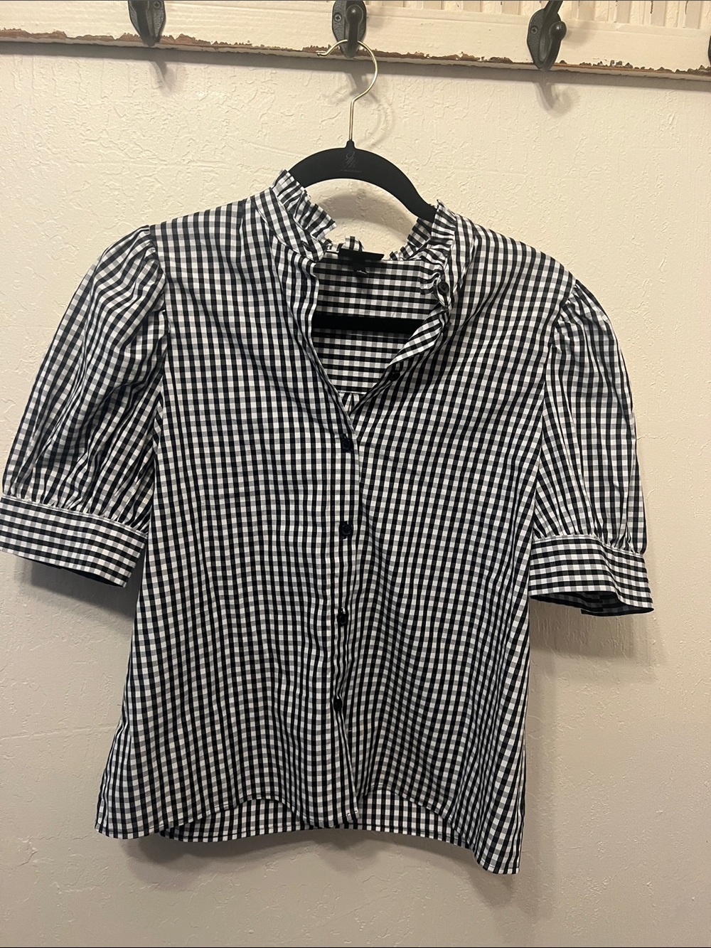 Who What Wear Black and White Gingham Button-Front Top